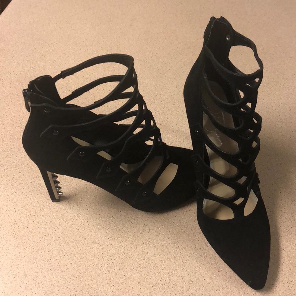 Fergie 8.5 Never worn excellent condition.